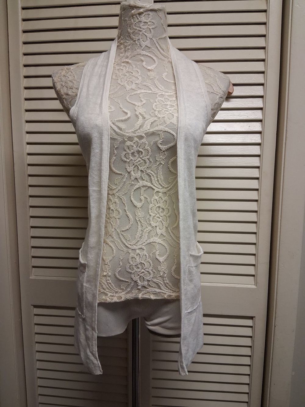 Banana Republic Ivory Open-Front Boho Knit Cardigan Vest 100% Linen